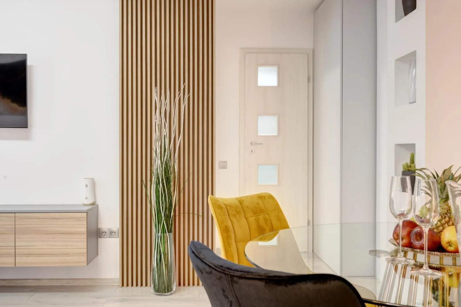 Elegant Old Town Escape Apartment Bucharest