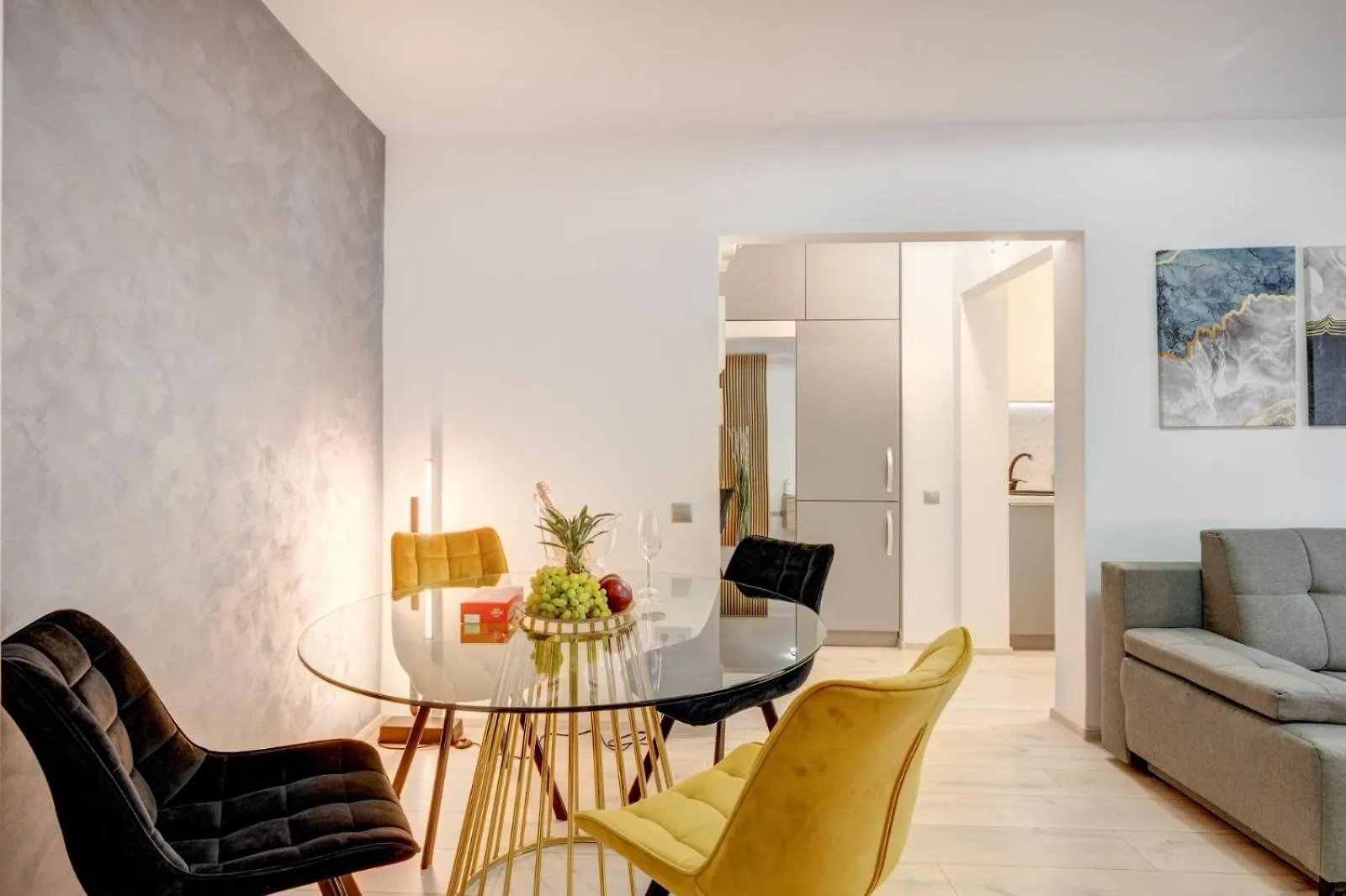 Elegant Old Town Escape Apartment Bucharest
